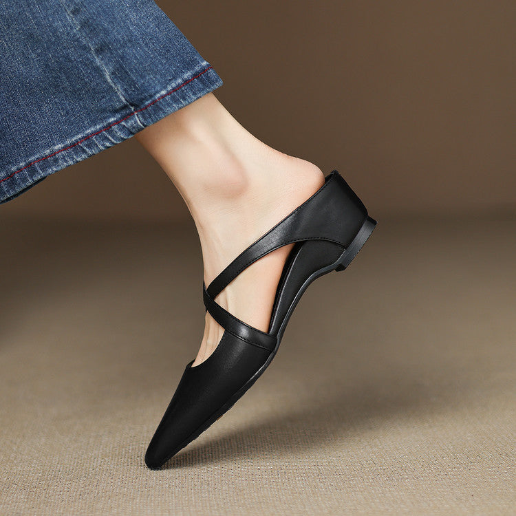 Scarlet's Pointed Toe Mule